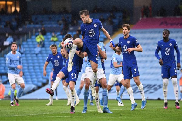 doi-bong-duoc-yeu-thich-nhat-2